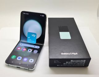 SAMSUNG Galaxy Z Flip5 256GB 8GB Menta