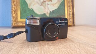 Olympus Zoom 2000 Cámara Compacta 35mm