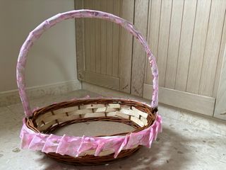 Cestas de mimbre decoradas