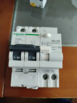 Interruptor Diferencial Schneider C60N 16A 30mA
