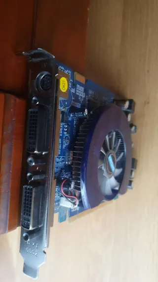 Tarjeta Gráfica NVIDIA GF8600GT 256MB DDR3