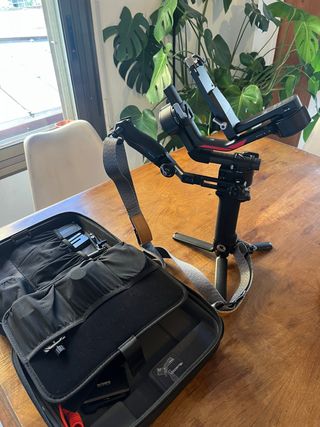 Dji RS 4 Pro Combo Gimbal