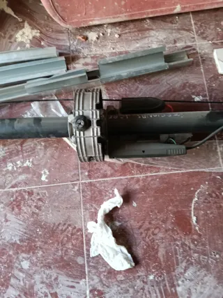 Motor y eje puerta garaje enrollable