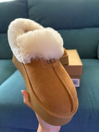 Botas UGG Marrones con Plataforma .