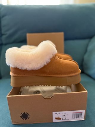 Botas UGG Marrones con Plataforma .