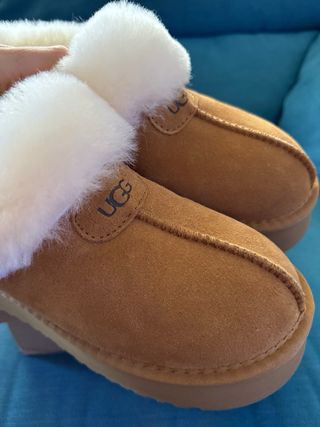 Botas UGG Marrones con Plataforma .