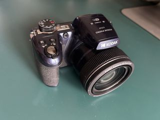 Cámara Bridge Kodak PIXPRO AZ528 Azul