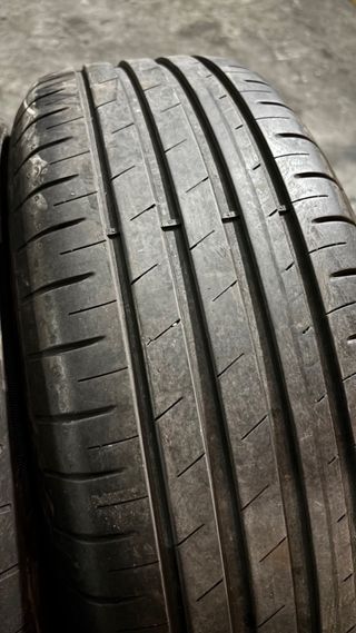 Neumático Good Year 205/60 R16 92H