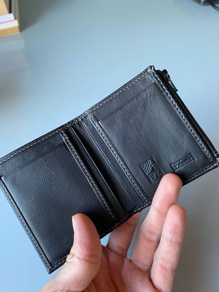 Portafogli nero da uomo