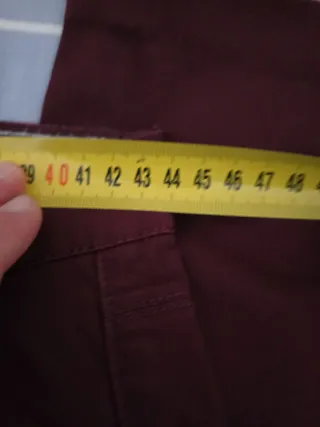 Pantalones Massimo Dutti granates