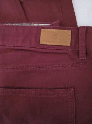 Pantalones Massimo Dutti granates