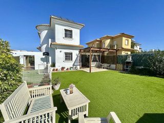 Chalet en venta en Ayamonte ciudad en Ayamonte