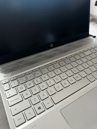 PORTÁTIL HP PAVILION 15” PLATEADO