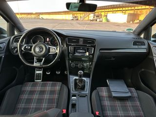 Volkswagen Golf GTI 2017