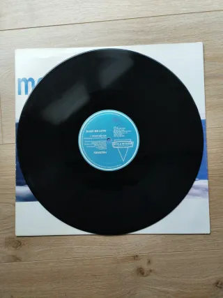 Nenetha - Make Me Love