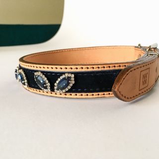 Collare cane cuoio con strass blu