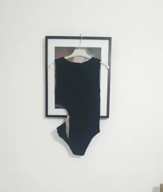 Body Zara Negro Brillantes Lateral