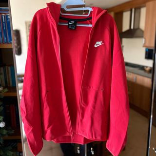 Sudadera Nike Roja con Cremallera.