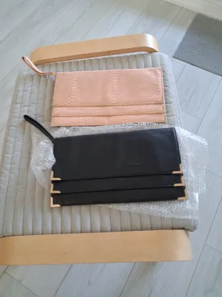 Lote 2 bolsos: negro y rosa