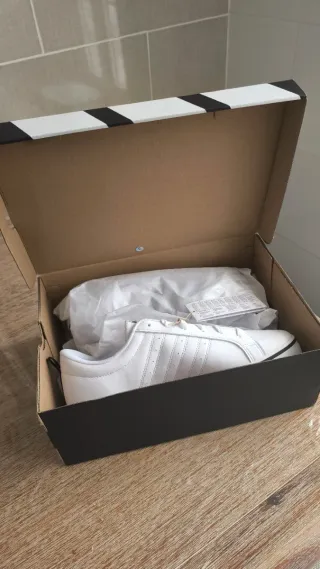 Deportivas Adidas VS Pace 2.0 Blancas y Negras