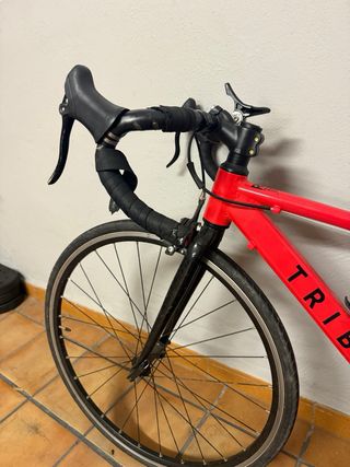 Bicicleta carretera infantil Triban 26