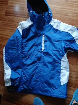 Anorak Quechua Azul y Blanco Talla M