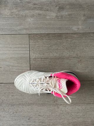 Zapatillas Baloncesto PEAK Blancas y Rosas