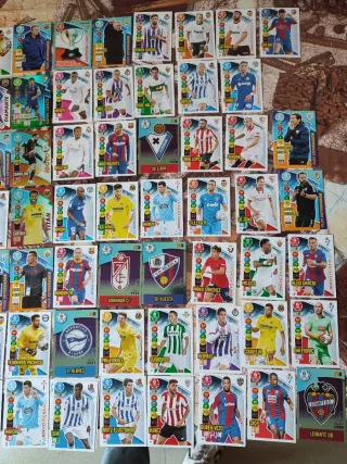 177 cromos fútbol temporada 2020-21