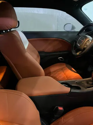 Dodge challenger 2021