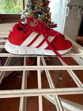Zapatillas Adidas niño rojas Talla 27
