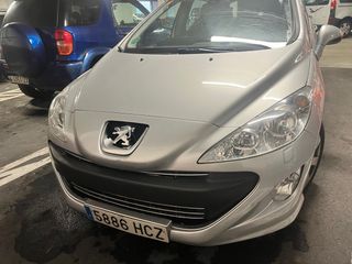 Peugeot 308 2011