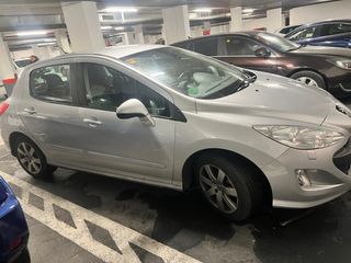 Peugeot 308 2011