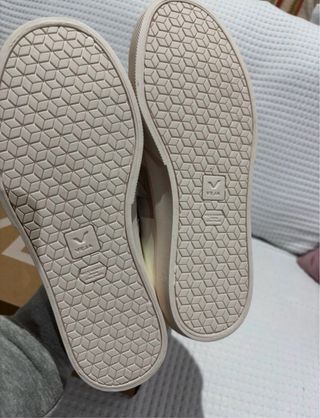 Deportivas Veja Blancas y Gris. NUEVAS