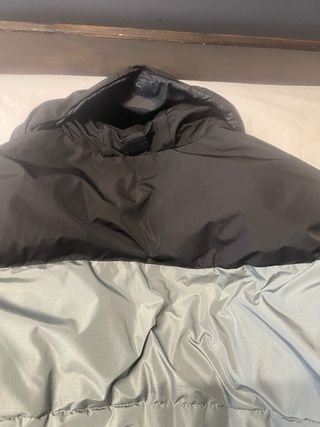 Chaqueta Puffer Gris y Negra