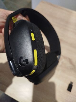 Auriculares Inalámbricos Logitech G435 + USB nuevo