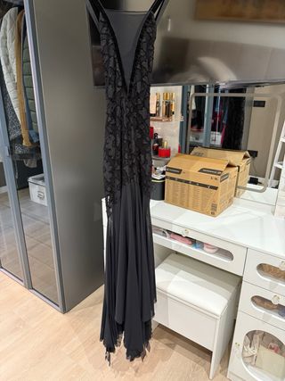 Vestido INXPLICABLE negro