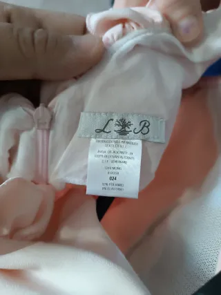 Vestido rosa niña