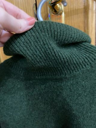 Suéter Springfield de cuello alto 100% de cachemir