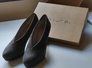 Zapatos Unisa Salón Terciopelo Gris Talla 38