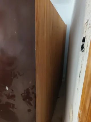 Mueble de madera para habitación