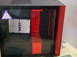 Caja NZXT Mini ITX