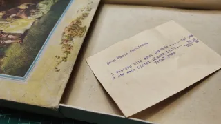 Antigua Caja lencería DUCAL, de comercio en cartón