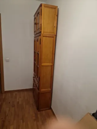 Mueble de madera y cristal 3 piezas