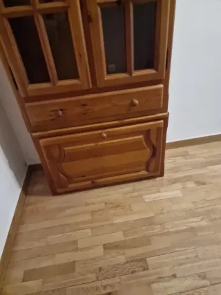 Mueble de madera y cristal 3 piezas