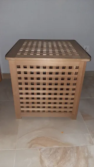 Mesa auxiliar IKEA HOL