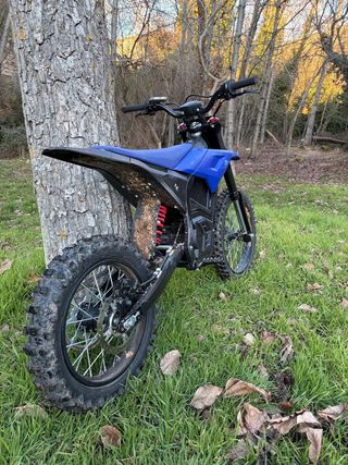 Moto Eléctrica PitBike/Cross 72V 4500W