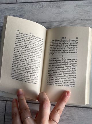 Diccionario crítico-burlesco del que se titula ...