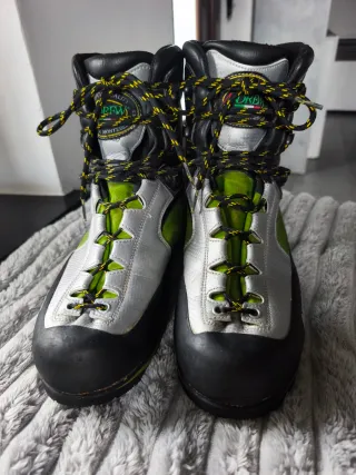 Scarponi Andrew Lavaredo Alpinismo made in Italy