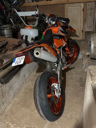 KTM 450 con kit Supermotard