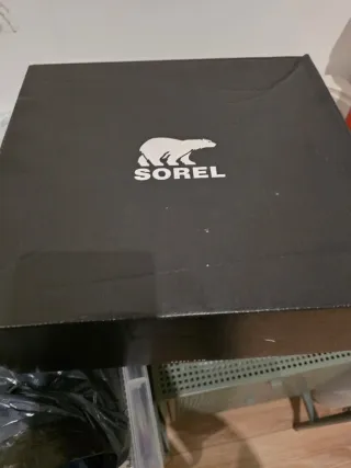 Botas Sorel Mujer Negras y Blancas
